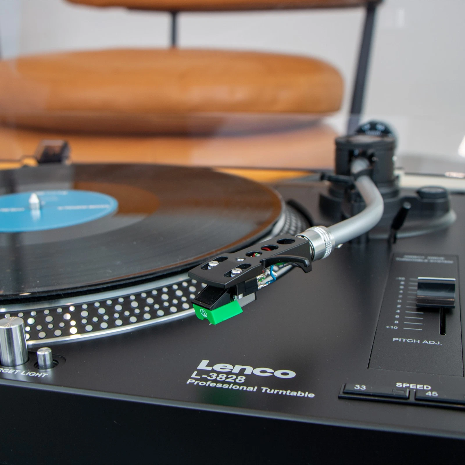 ფირსაკრავი Lenco L-3828BK Direct-Drive Turntable Black