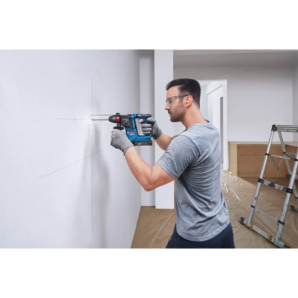 პერფორატორი აკუმულატორის Bosch GBH 18V-18
